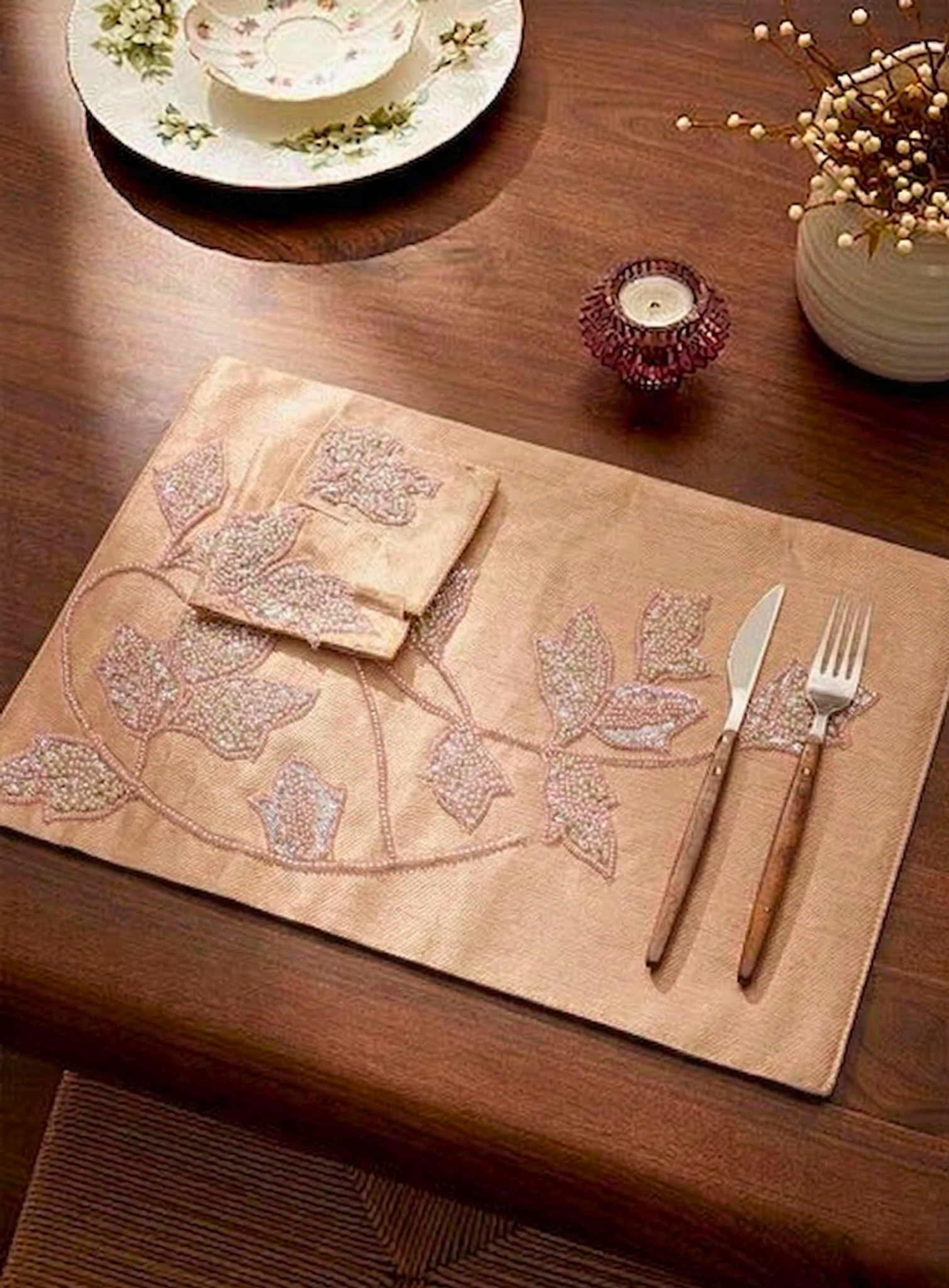Champagne Silk Beaded Table Mat (Pack of 6) – Table Mat by Grandeur