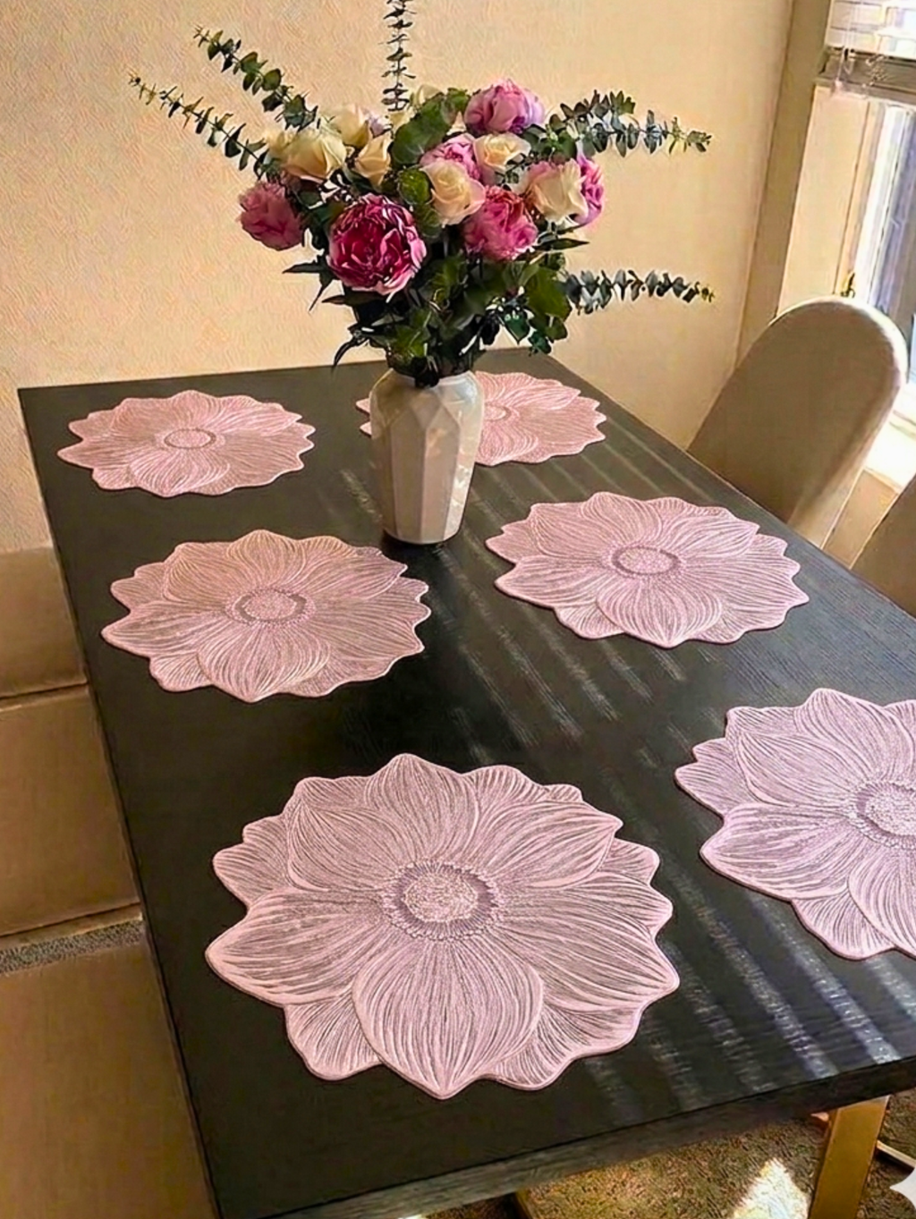 Moonlit Petal Sculptural Table Mat (Pack of 6) – Table Mat by Grandeur
