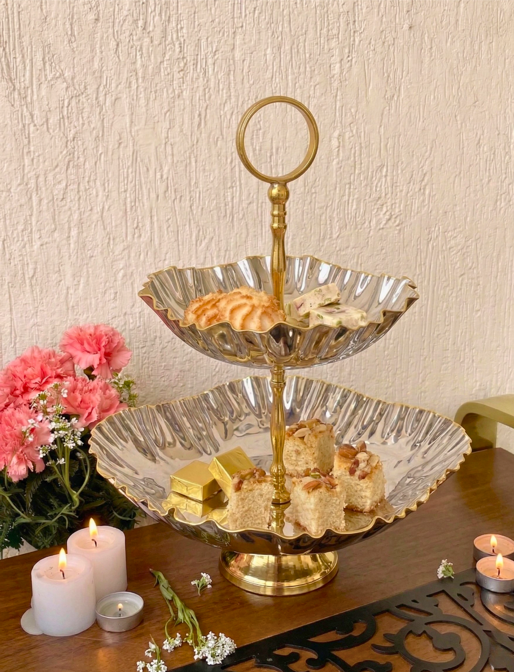 Heritage Silver Fluted Tiered Stand – Tiered Stand by Grandeur