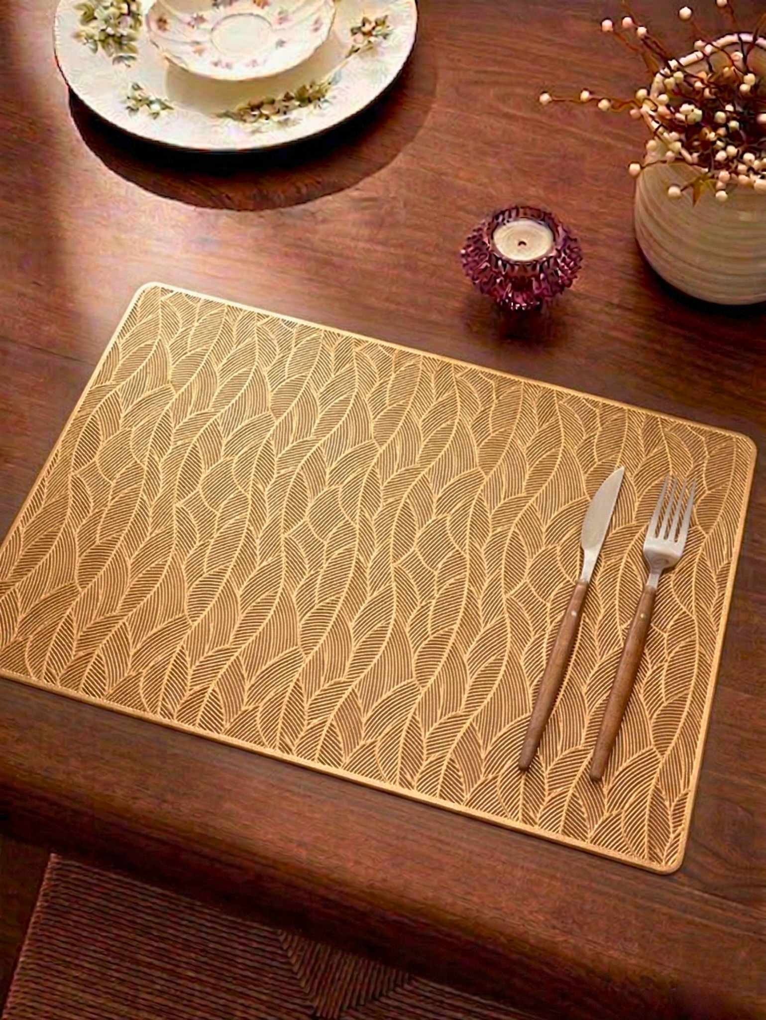 Ethereal Wave Filigree Table Mat (Pack of 6) – Table Mat by Grandeur