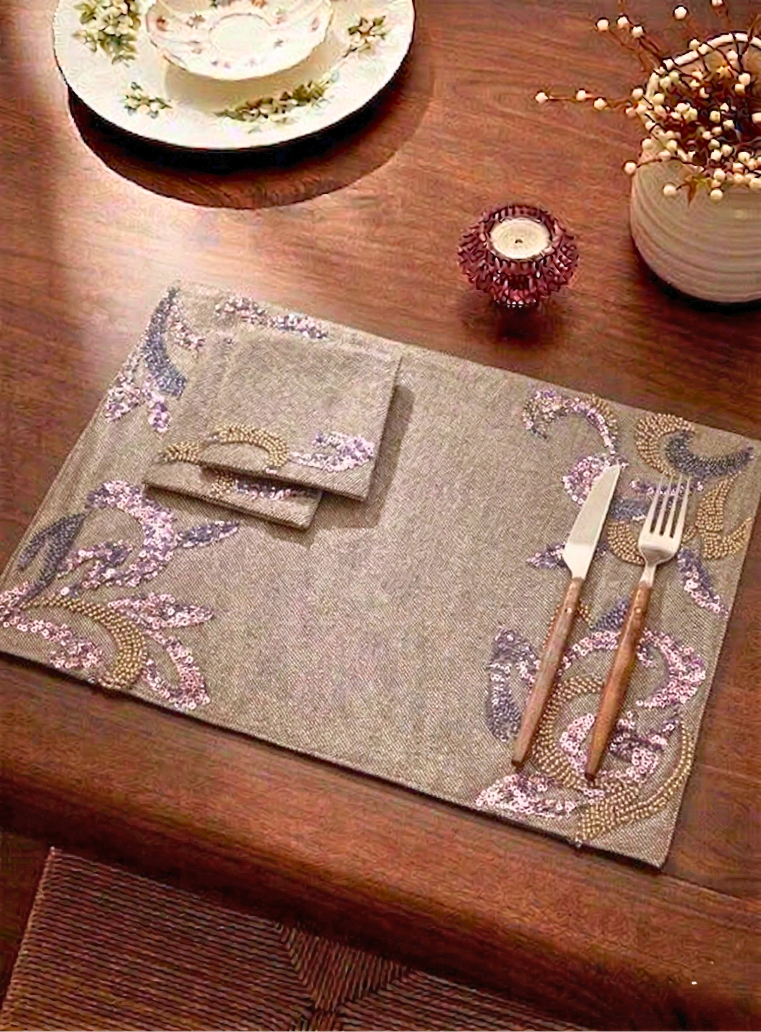 Artisanal Linen Sequin Table Mat (Pack of 6) – Table Mat by Grandeur