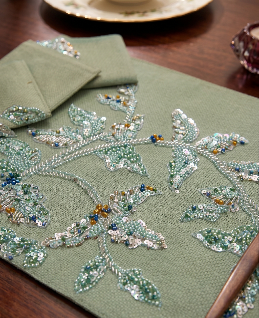 Sage Orchard Beaded Table Mat (Pack of 6) – Table Mat by Grandeur