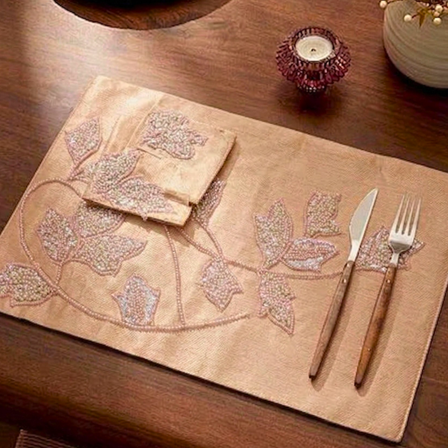 Champagne Silk Beaded Table Mat (Pack of 6) – Table Mat by Grandeur
