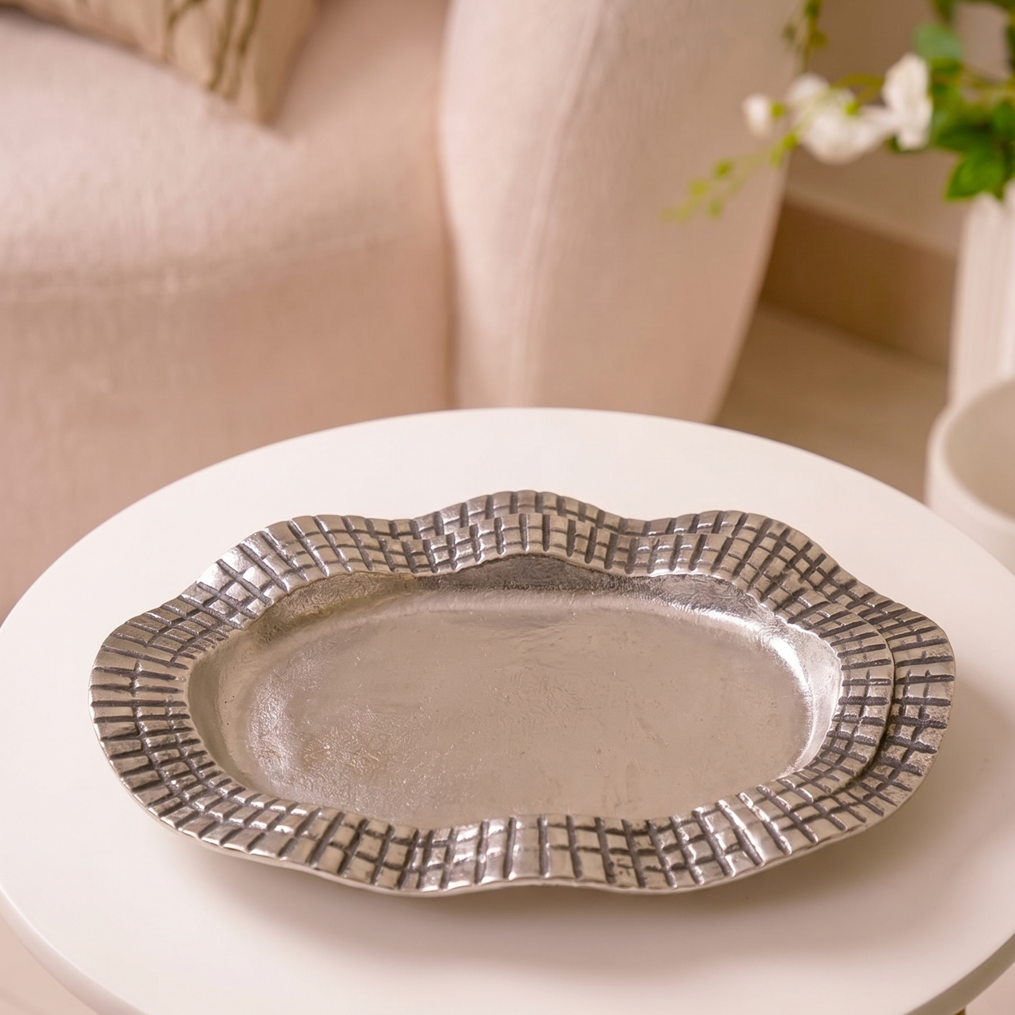 Silver Scalloped Mosaic Tray (Set of 2) – Decorative Tray by Grandeur